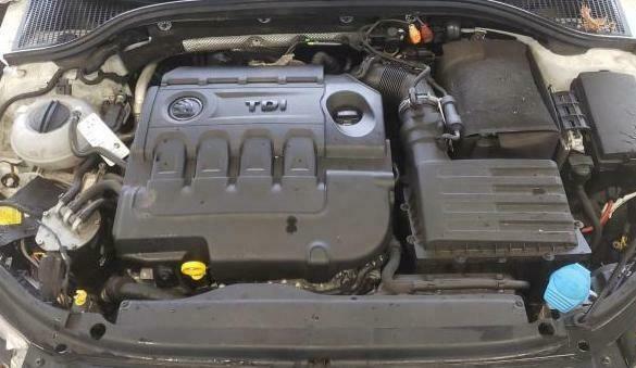 Motor VW Golf VI 2.0 TDI CFGB 31 TKM 125 KW 170 PS komplett inkl.
