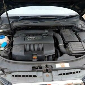 Motor Audi A3 1.6 CCSA 49 TKM 75 KW 102 PS komplett inkl.