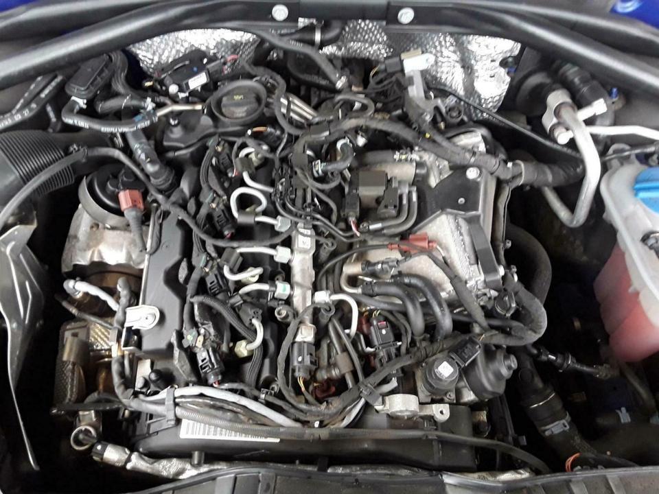 Motor Audi A4 B8 2.0 TDI CNHA 79 TKM 140 KW 190 PS komplett inkl.